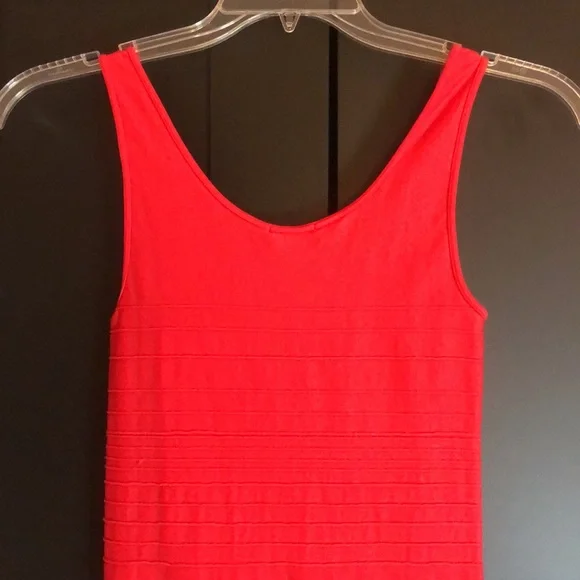 ♥️💋 NWT! Red Hot Bodycon Bebe Dress. Sizzle in this stunner! Size M/L - Picture 7 of 12